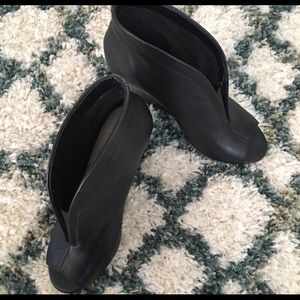 Super Soft Jessica Simpson Leather Wedge